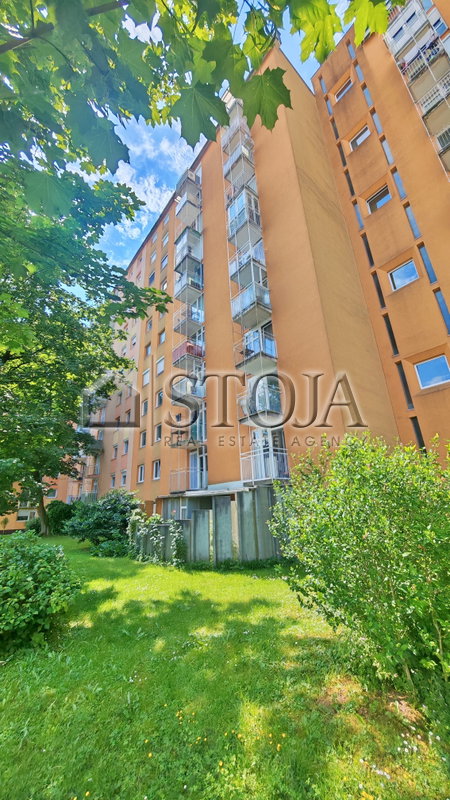 Lokacija: Ljubljana mesto, Šiška, Sp. Šiška
