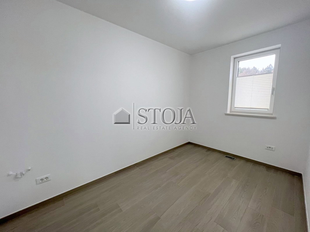 Lokacija: Ljubljana mesto, Šiška, Šentvid
