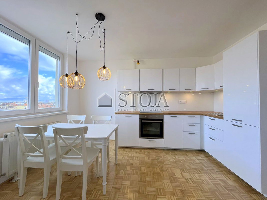 Location: Ljubljana City, Bežigrad, Bežigrad