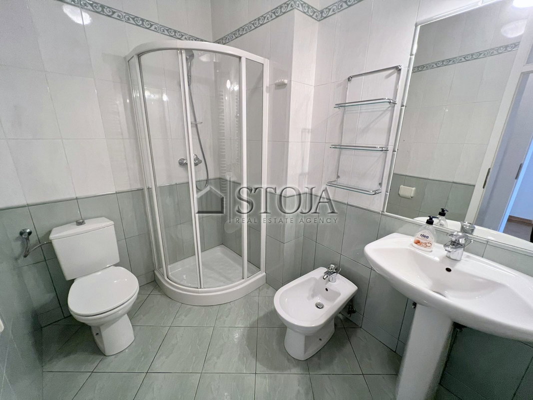 Lokacija: Ljubljana mesto, Center, Center