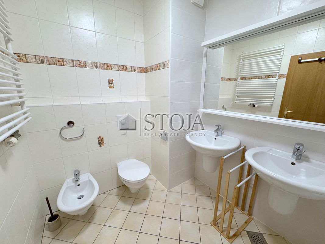 Location: Ljubljana City, Vič-Rudnik, Rožna dolina