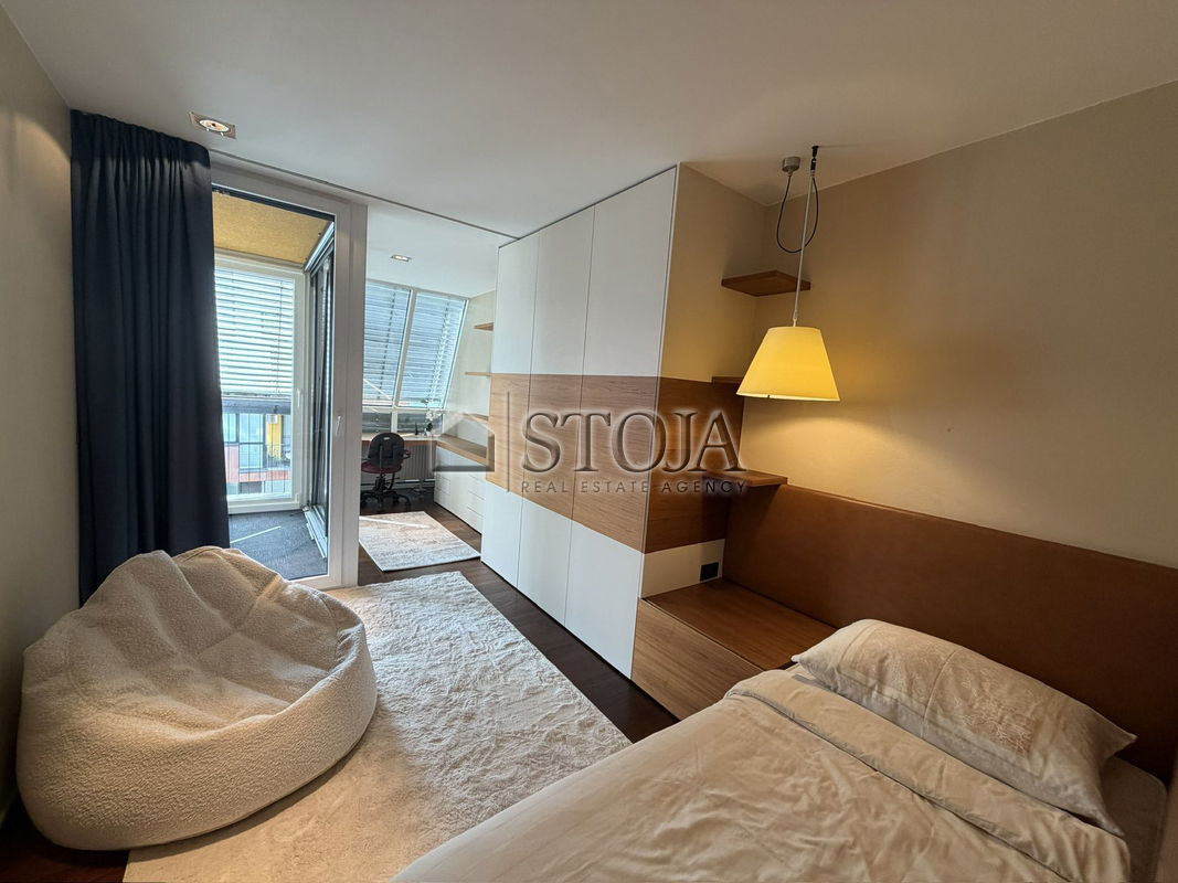 Lokacija: Ljubljana mesto, Center, Center