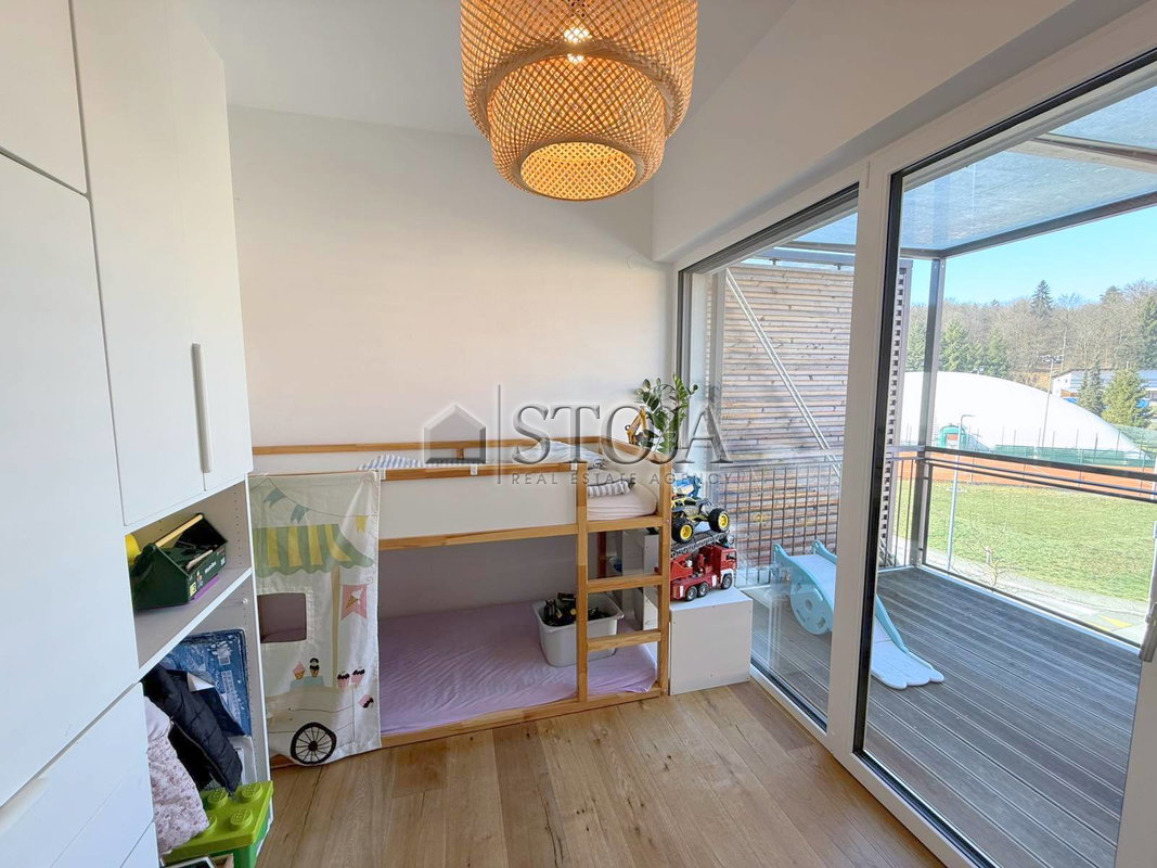 Lokacija: Ljubljana okolica, Grosuplje, Grosuplje