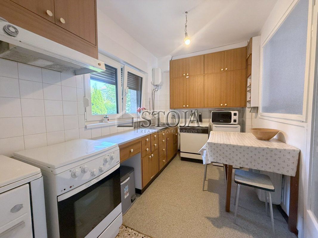 Lokacija: Ljubljana mesto, Šiška, Šiška