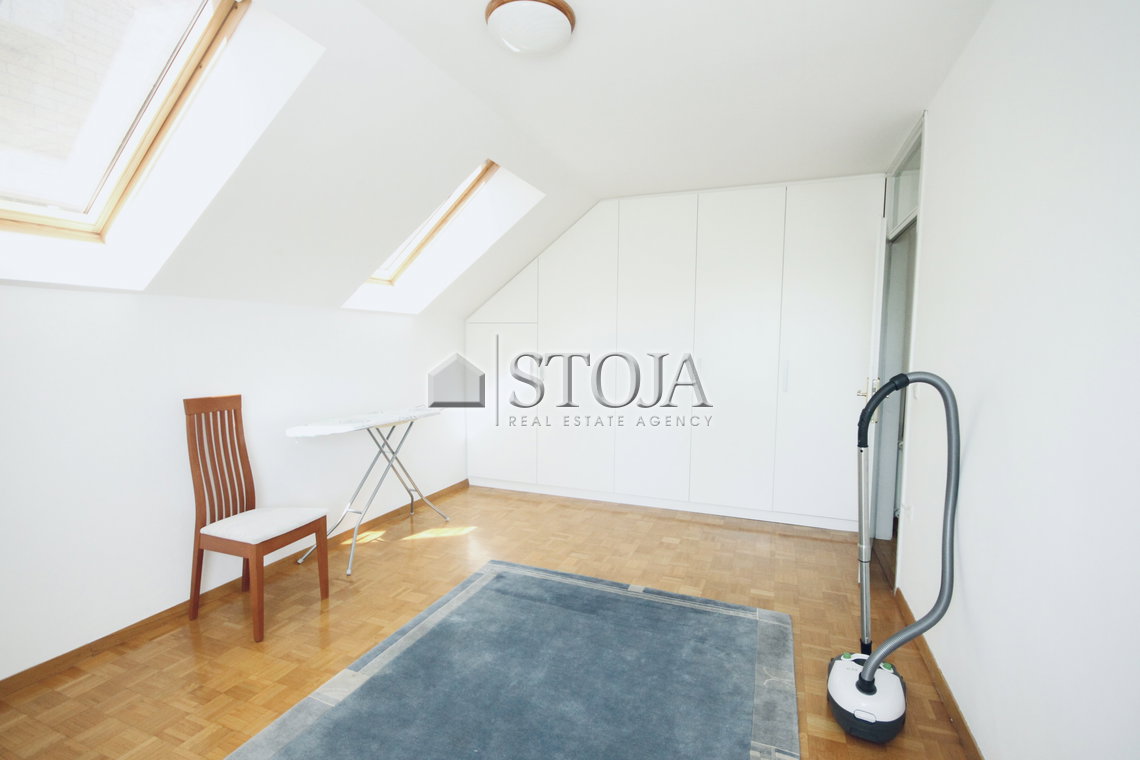 Location: Ljubljana mesto, Vič-Rudnik, Trnovo