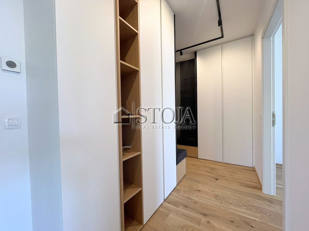 Lokacija: Ljubljana mesto, Šiška, Koseze