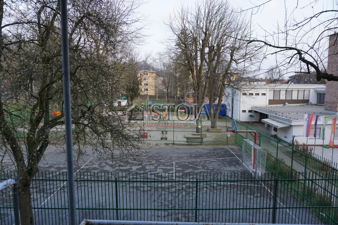 Lokacija: Ljubljana mesto, Center, Prule