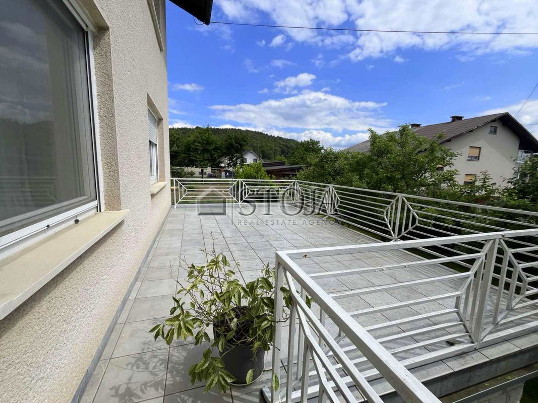 Lokacija: Ljubljana mesto, Bežigrad, Črnuče