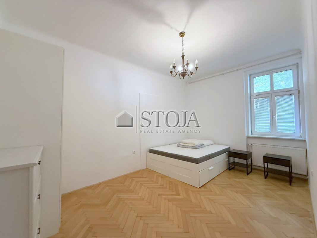 Location: Ljubljana mesto, Center, Center