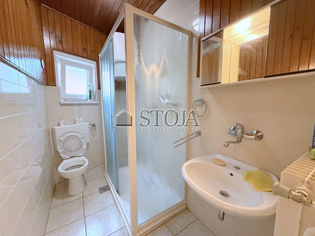 Lokacija: Ljubljana okolica, Vrhnika, Vrhnika