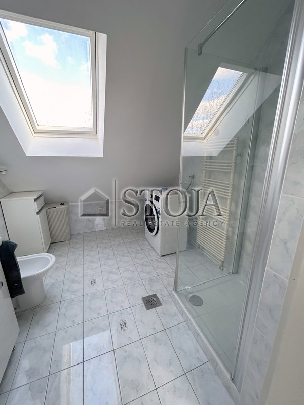 Location: Ljubljana mesto, Vič-Rudnik, Trnovo