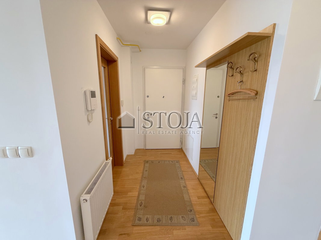Lokacija: Ljubljana mesto, Šiška, Sp. Šiška