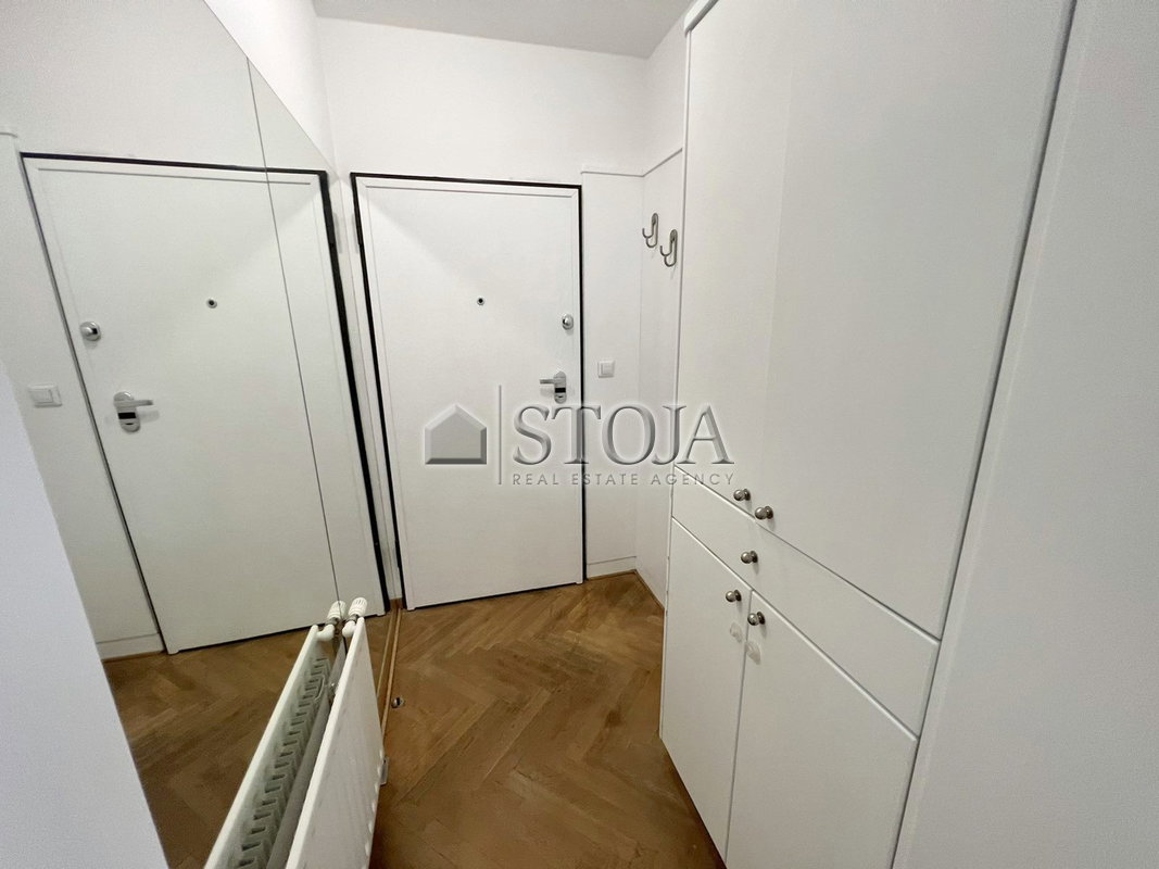 Lokacija: Ljubljana mesto, Center, Center