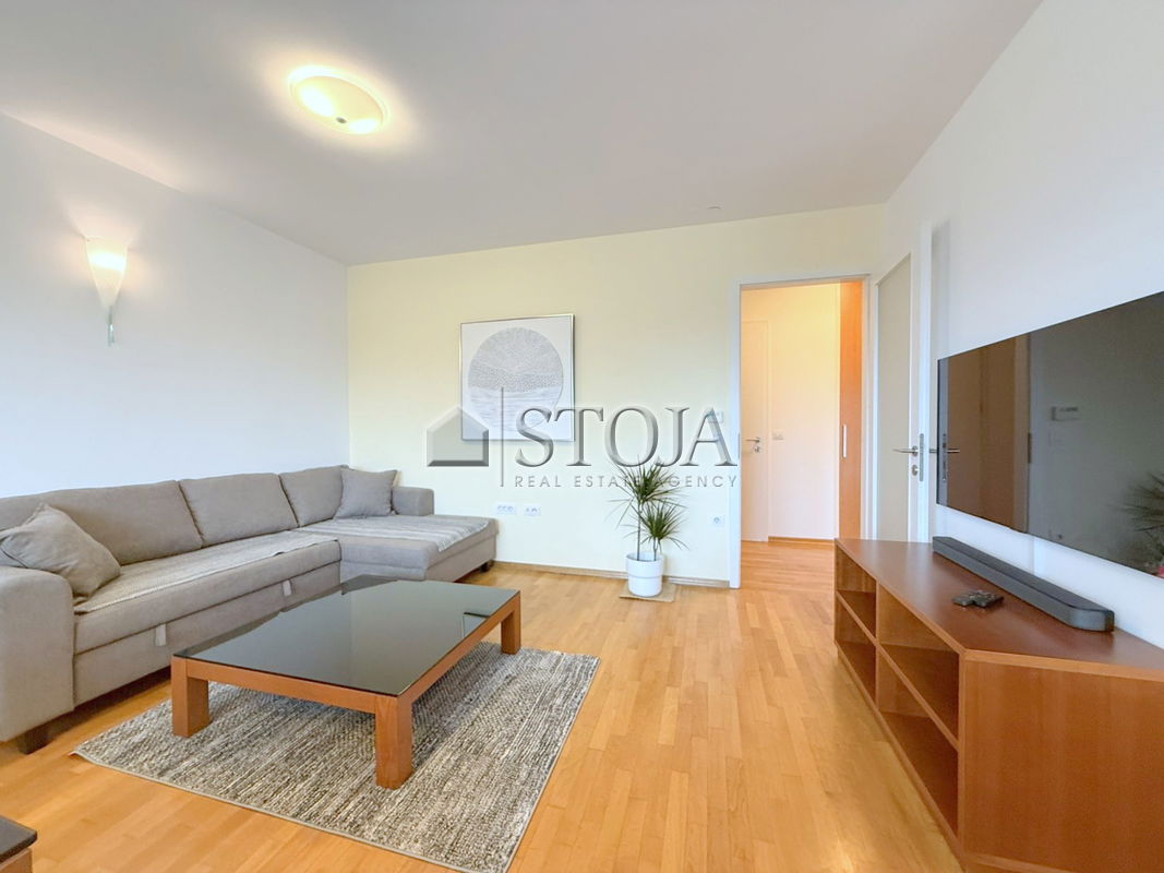 Location: Ljubljana City, Vič-Rudnik, Trnovo