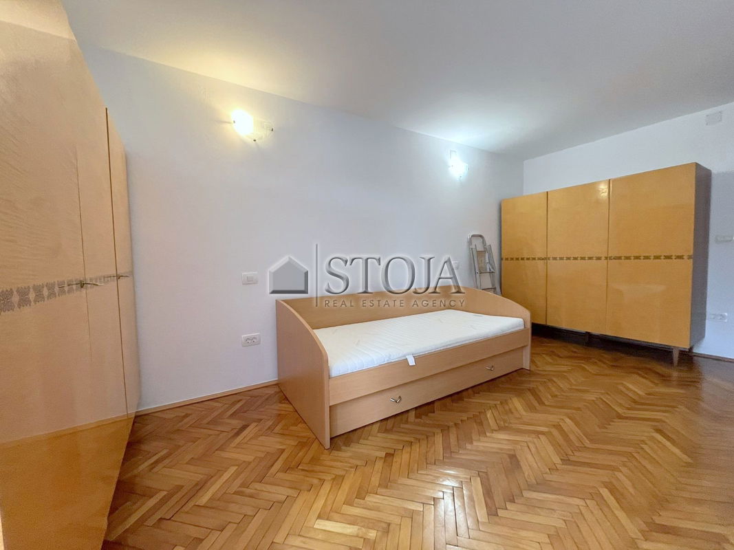 Lokacija: Ljubljana mesto, Moste-Polje, Polje