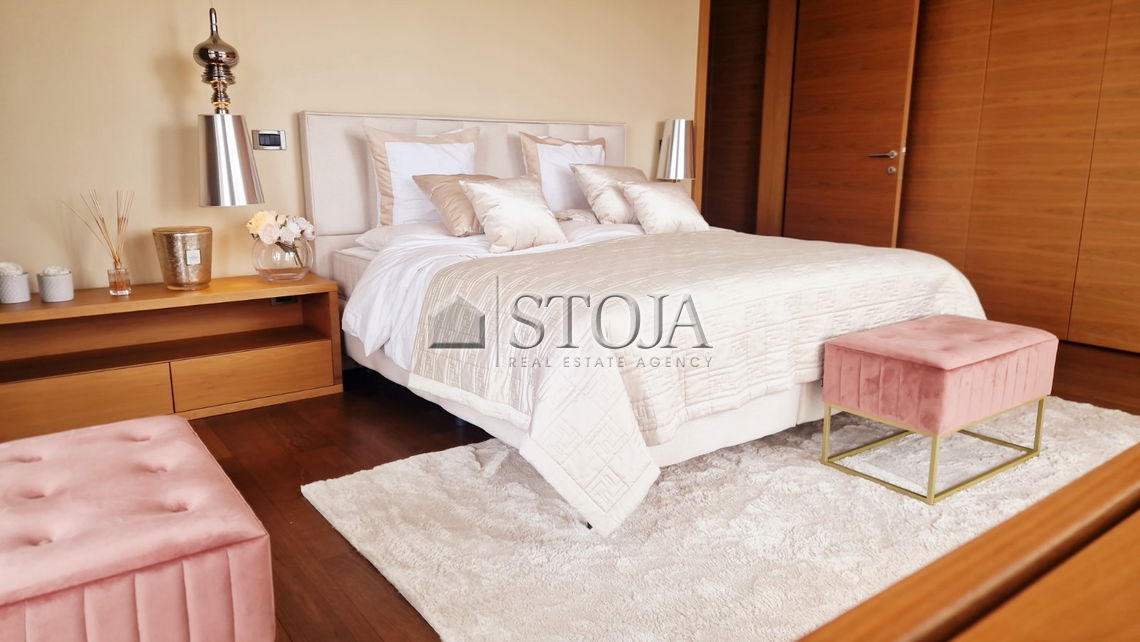 Lokacija: Ljubljana mesto, Center, Center