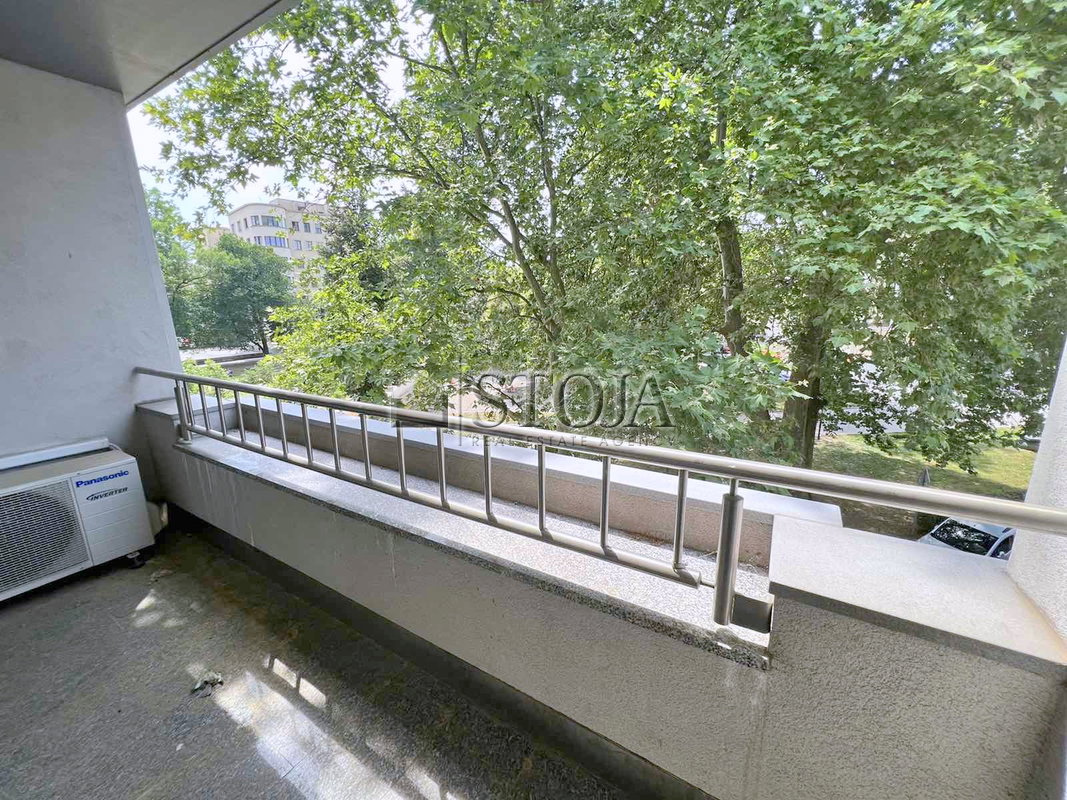 Lokacija: Ljubljana mesto, Center, Center