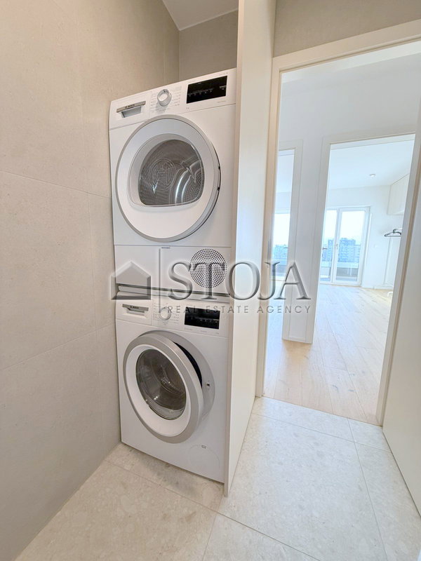 Location: Ljubljana City, Bežigrad, Ježica