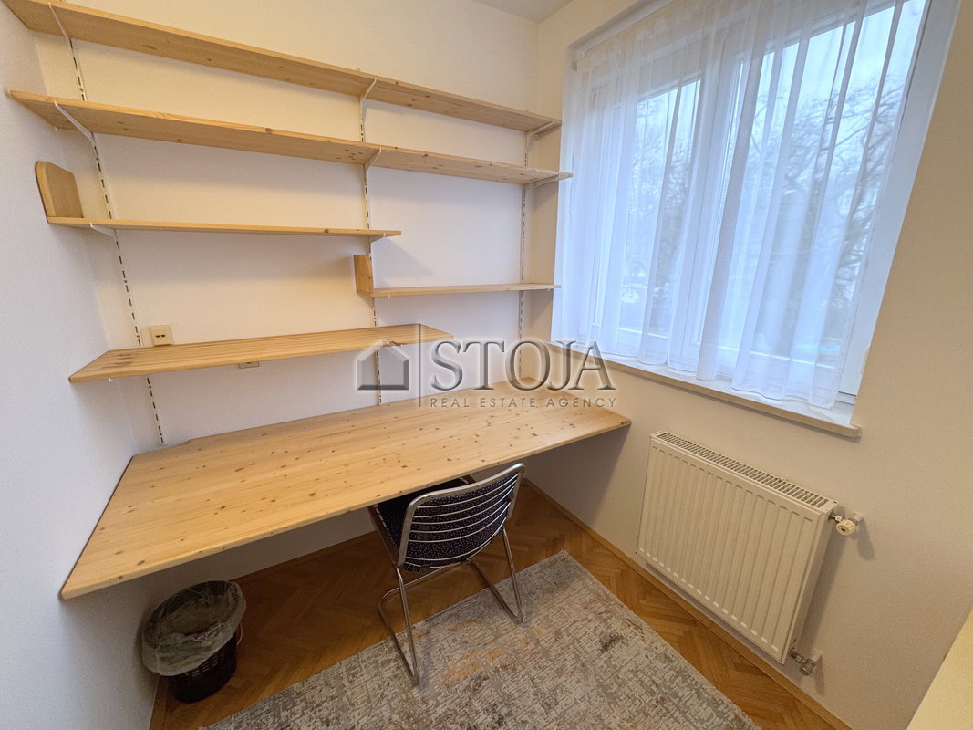 Lokacija: Ljubljana mesto, Vič-Rudnik, Rožna dolina
