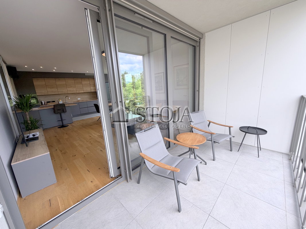 Lokacija: Ljubljana mesto, Šiška, Koseze