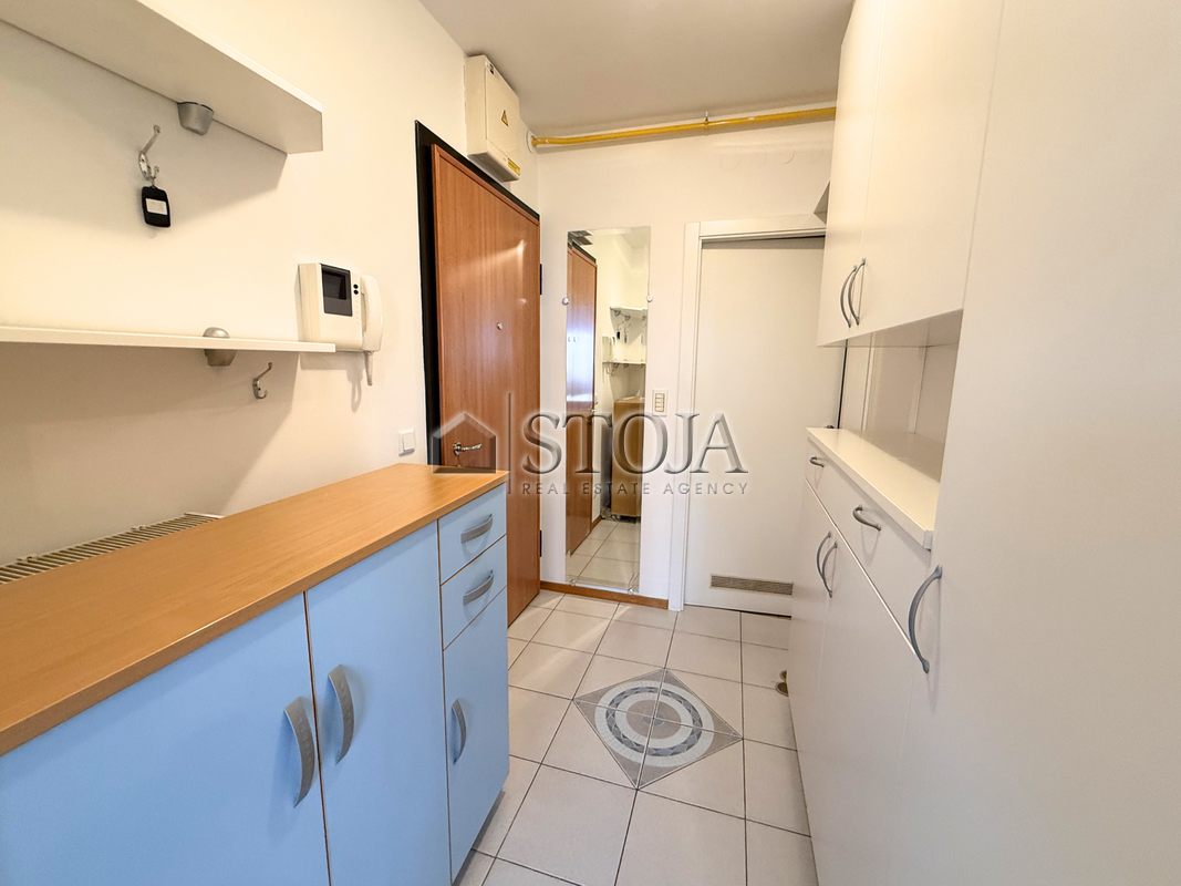 Lokacija: Ljubljana okolica, Trzin, Trzin