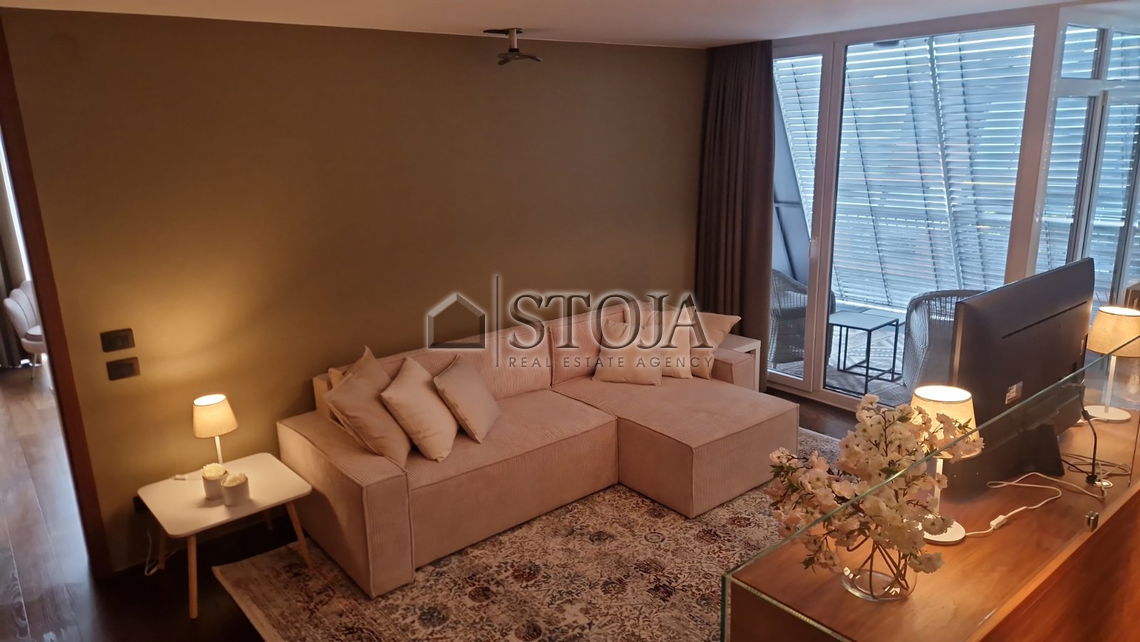 Lokacija: Ljubljana mesto, Center, Center