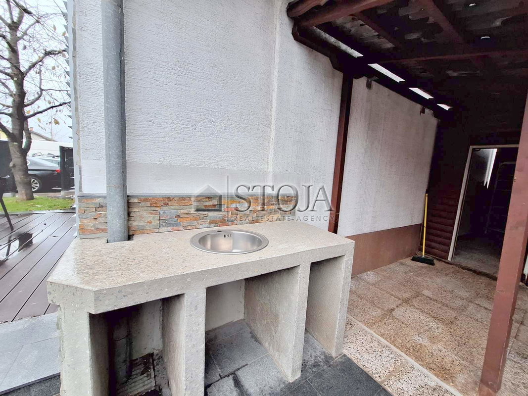 Lokacija: Ljubljana mesto, Vič-Rudnik, Galjevica