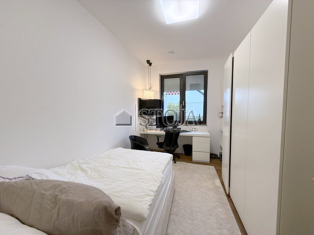 Location: Ljubljana mesto, Vič-Rudnik, Rožna dolina