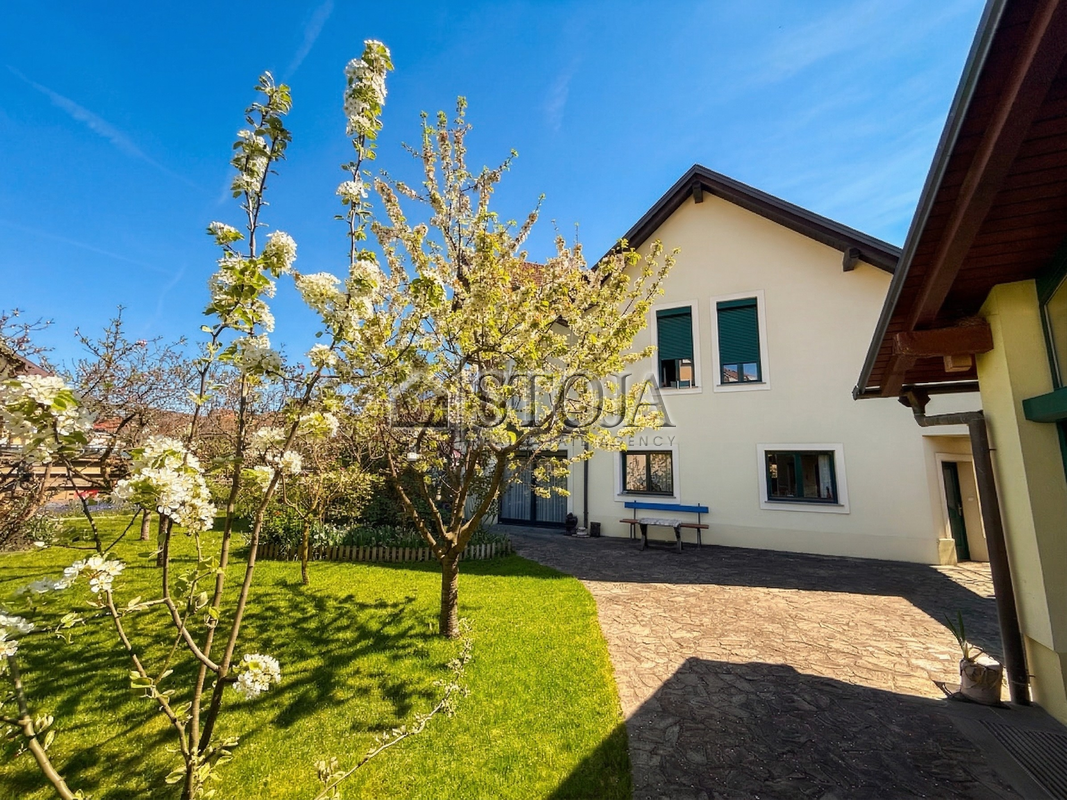 Location: Ljubljana mesto, Center, Center