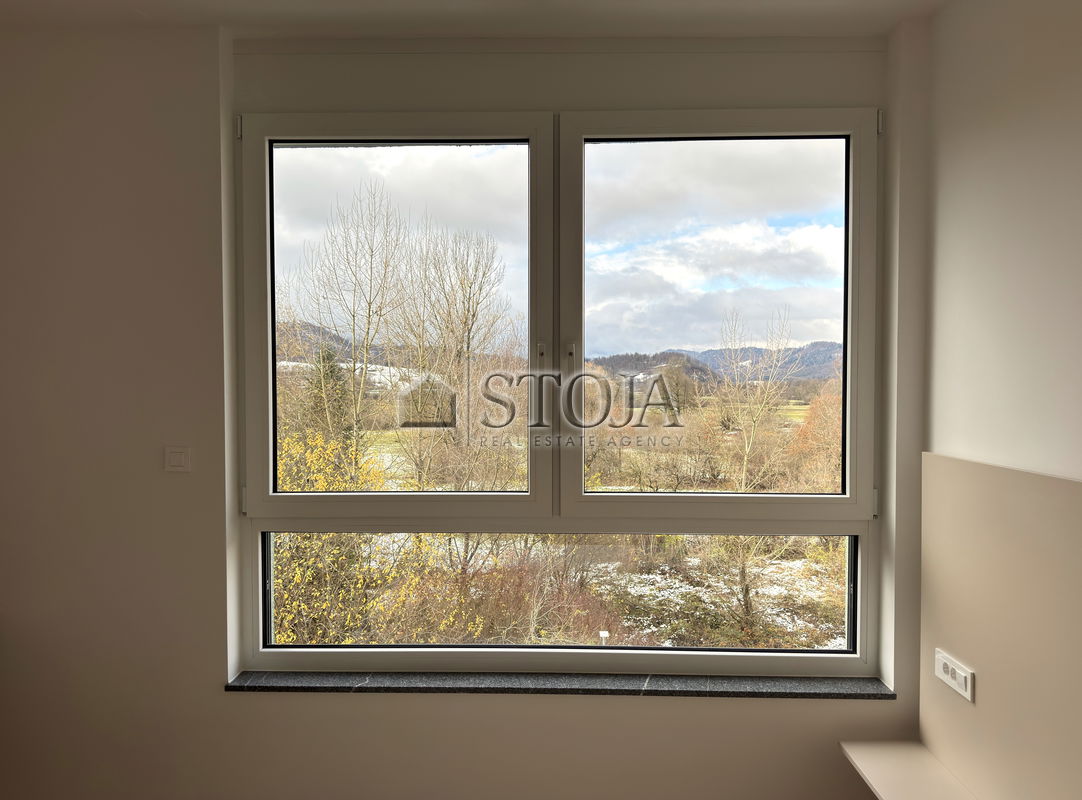 Lokacija: Ljubljana okolica, Vrhnika, Vrhnika