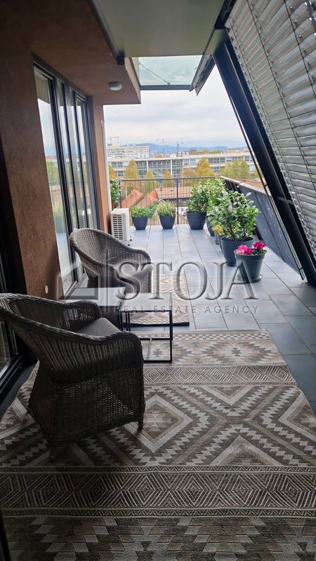 Lokacija: Ljubljana mesto, Center, Center