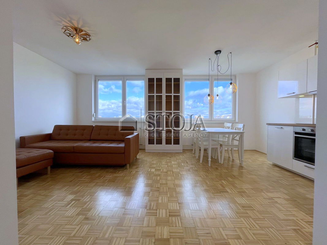 Location: Ljubljana City, Bežigrad, Bežigrad
