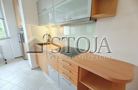 Lokacija: Ljubljana mesto, Šiška, Sp. Šiška