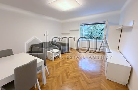 Lokacija: Ljubljana mesto, Center, Center