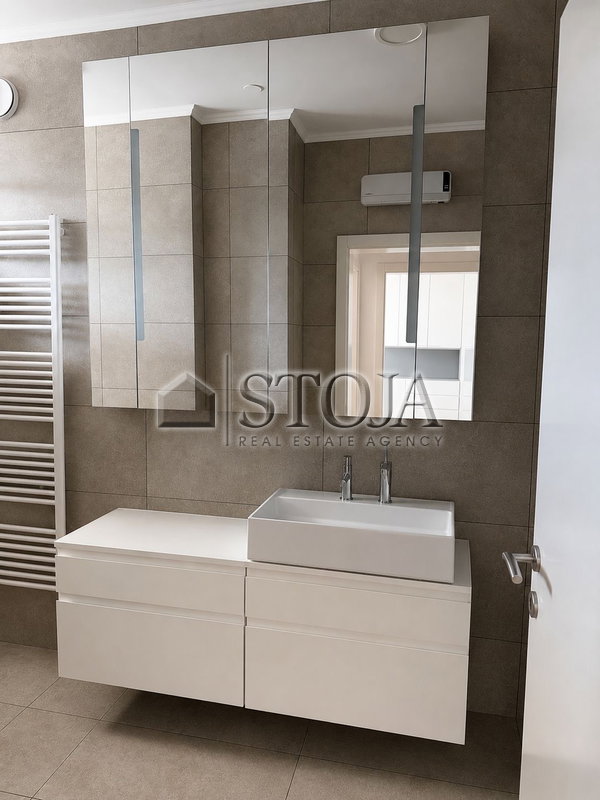 Location: Ljubljana mesto, Šiška, Šiška