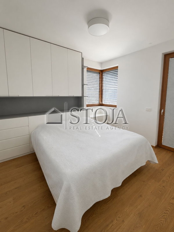 Location: Ljubljana mesto, Šiška, Šiška