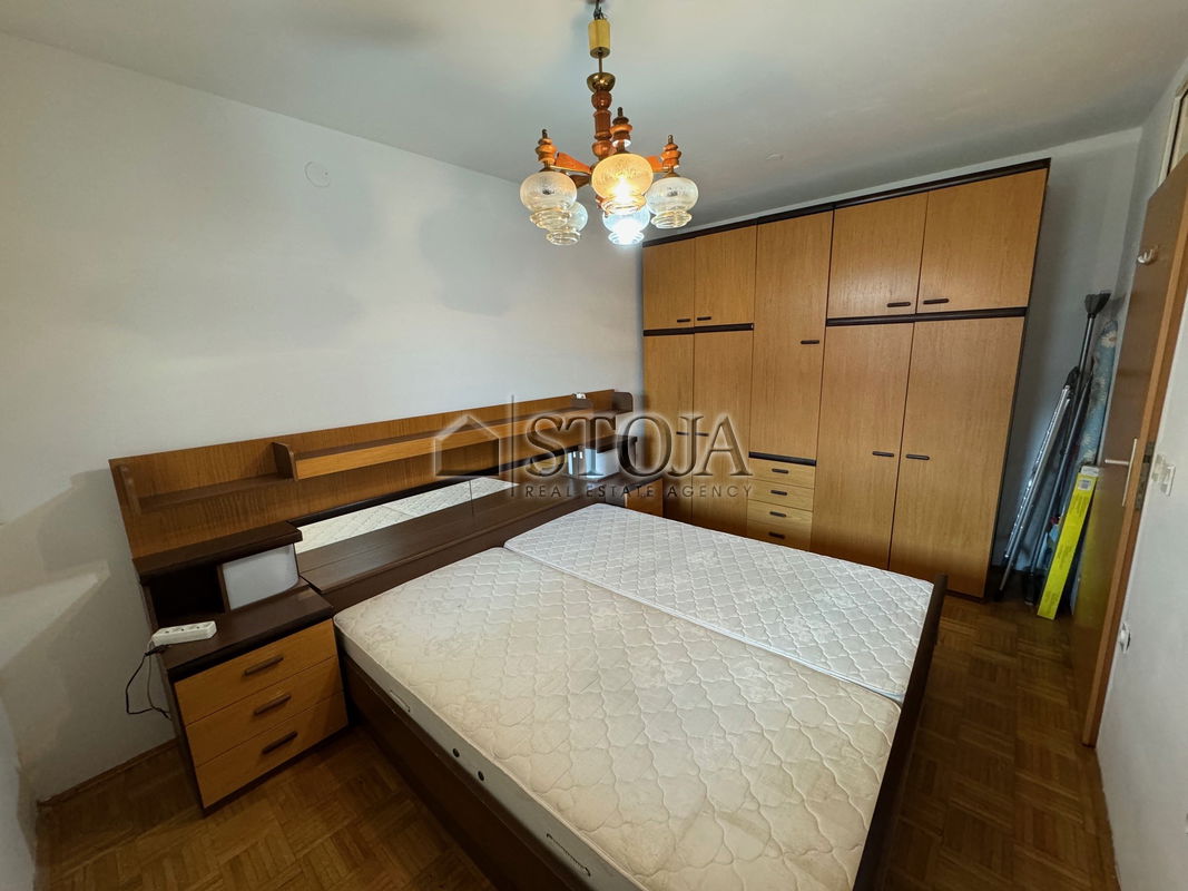 Lokacija: Ljubljana mesto, Bežigrad, Zupančičeva jama