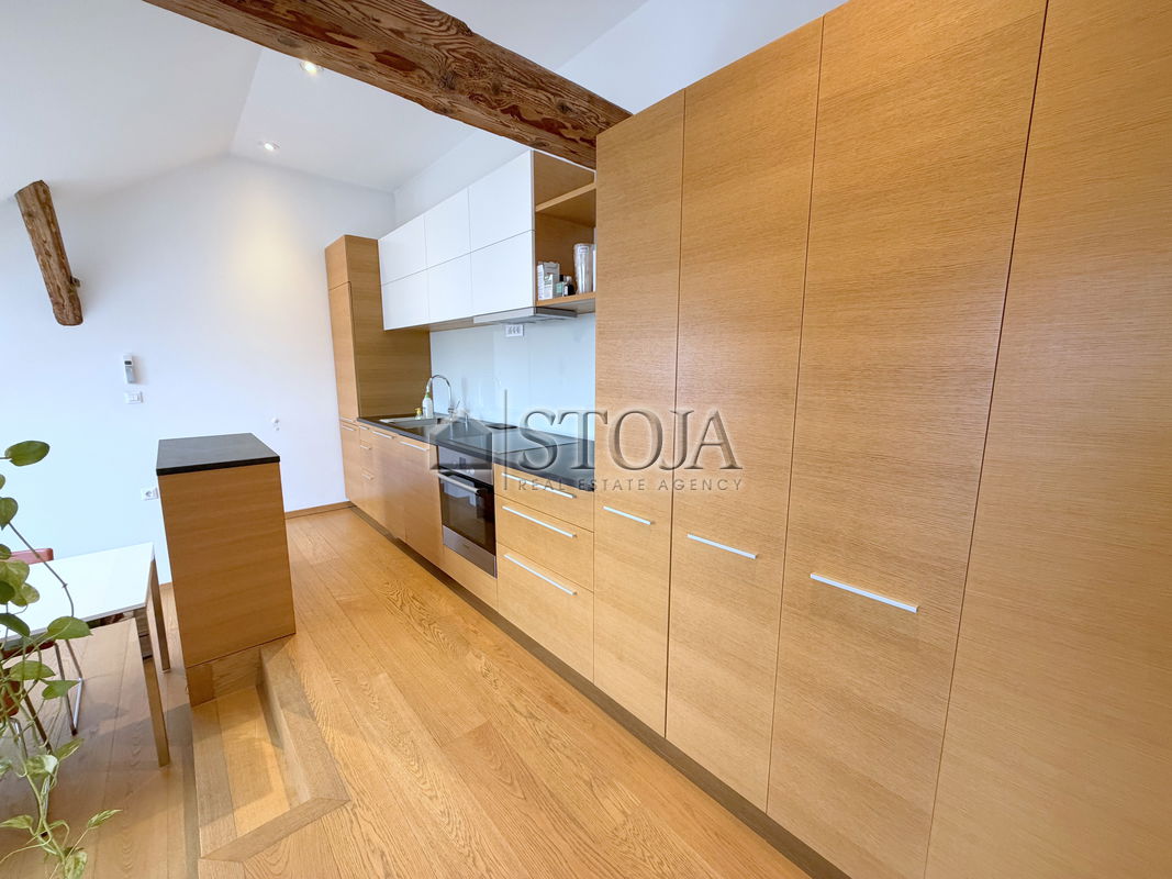 Location: Ljubljana City, Center, Stara Ljubljana