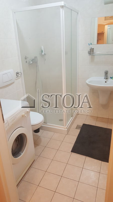 Lokacija: Ljubljana mesto, Center, Center