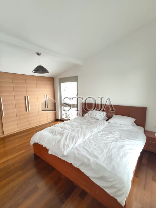 Location: Ljubljana City, Bežigrad, Črnuče