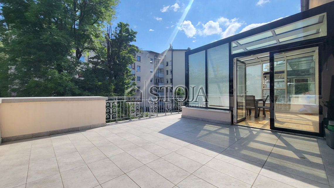 Location: Ljubljana mesto, Center, Center