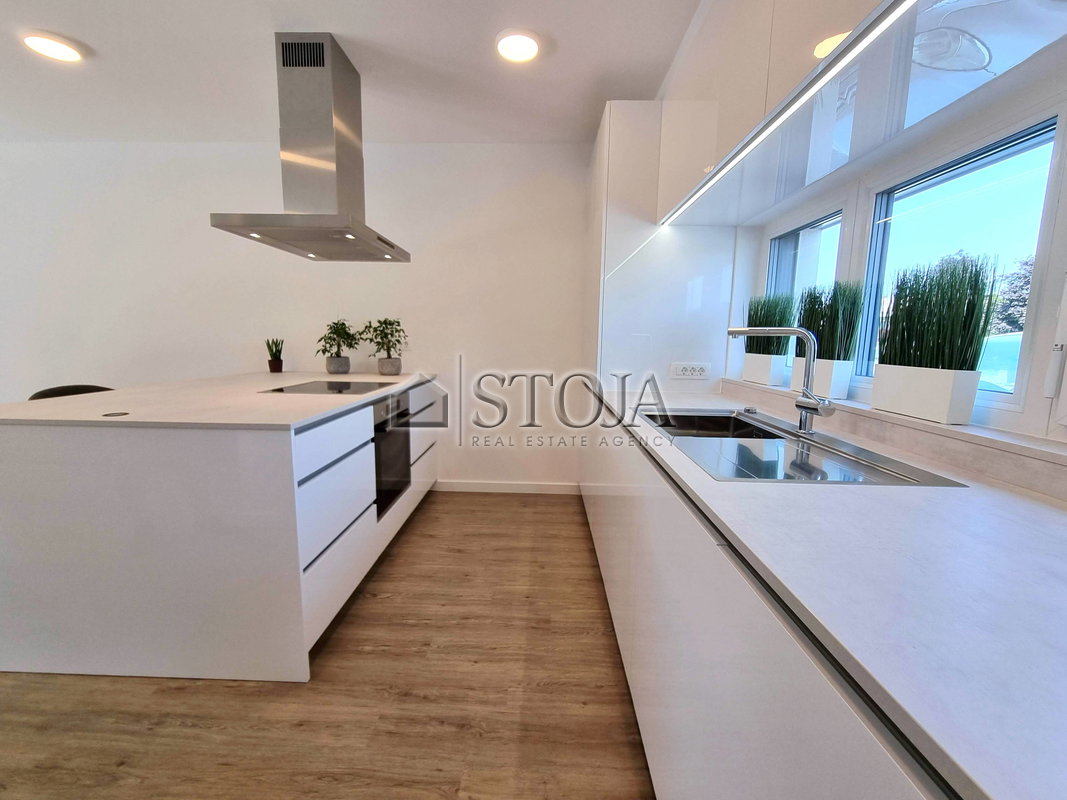 Lokacija: Ljubljana mesto, Vič-Rudnik, Rudnik