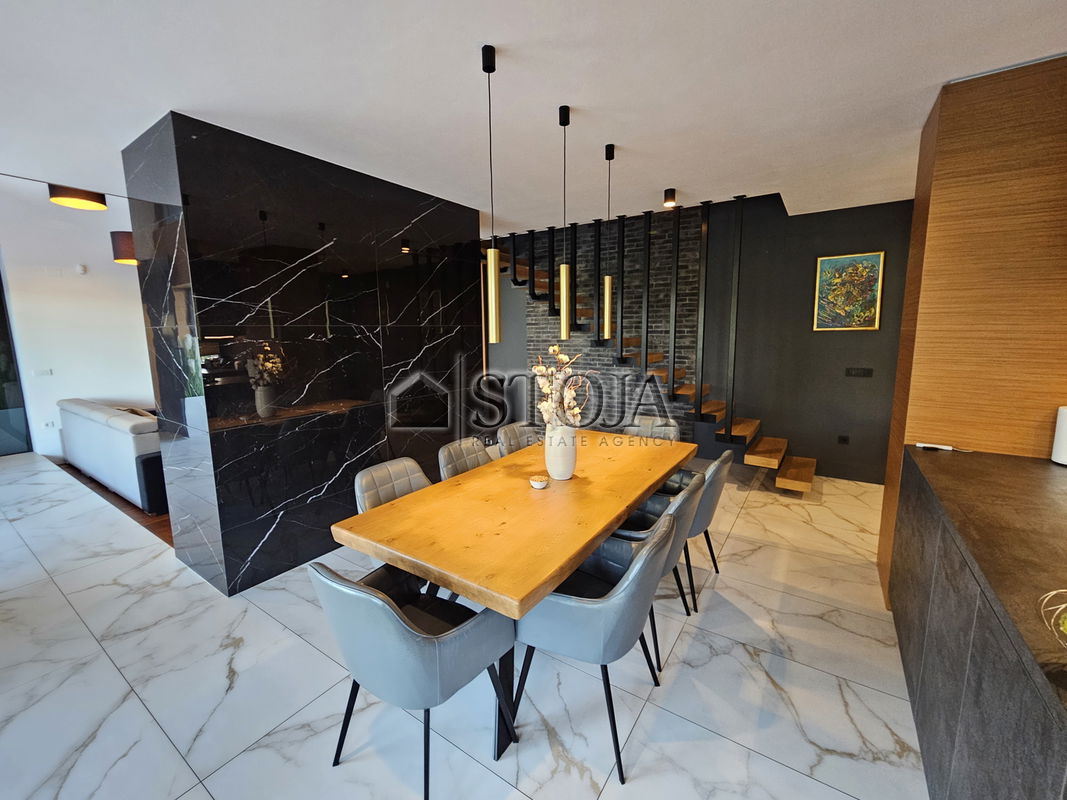 Lokacija: Gorenjska, Kranj