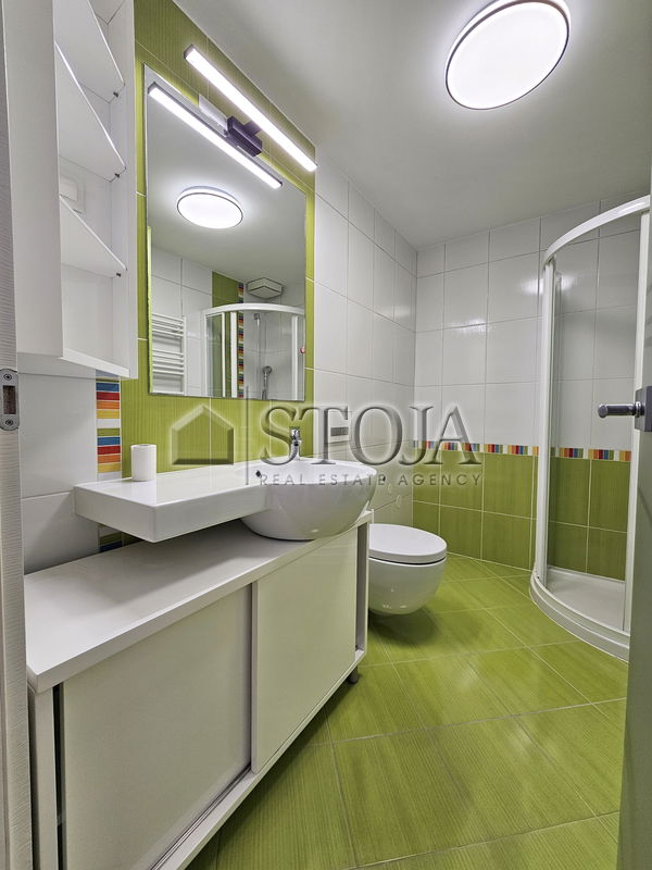 Lokacija: Ljubljana mesto, Šiška, Koseze