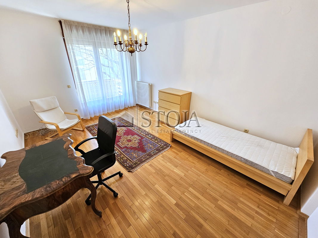 Location: Ljubljana City, Vič-Rudnik, Trnovo