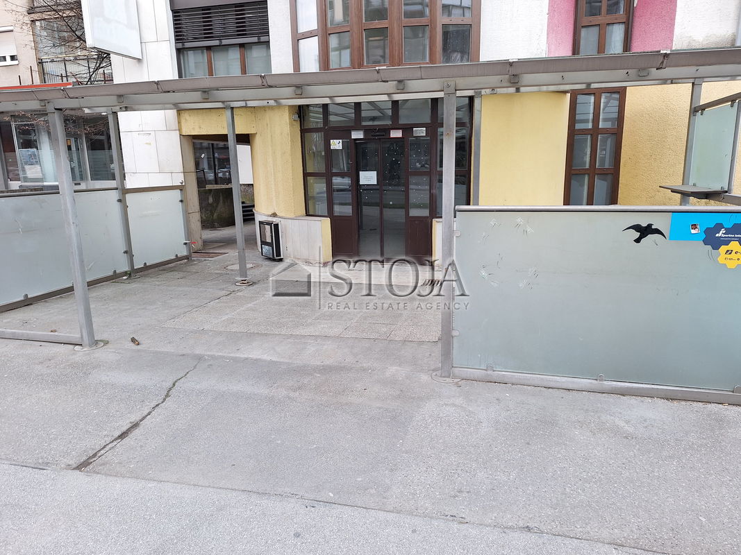 Lokacija: Ljubljana okolica, Domžale, Domžale