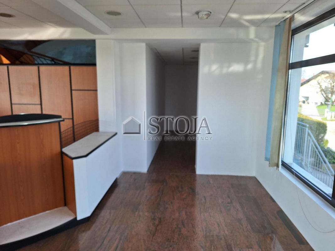 Lokacija: Ljubljana okolica, Komenda, Komenda