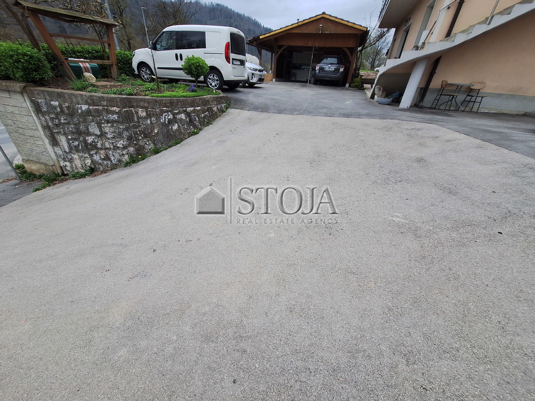 Location: Ljubljana Surroundings, Dol pri Ljubljani, Senožeti