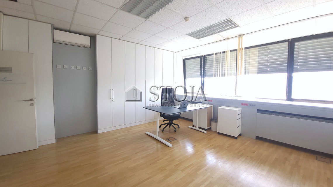 Location: Ljubljana mesto, Center, Tabor