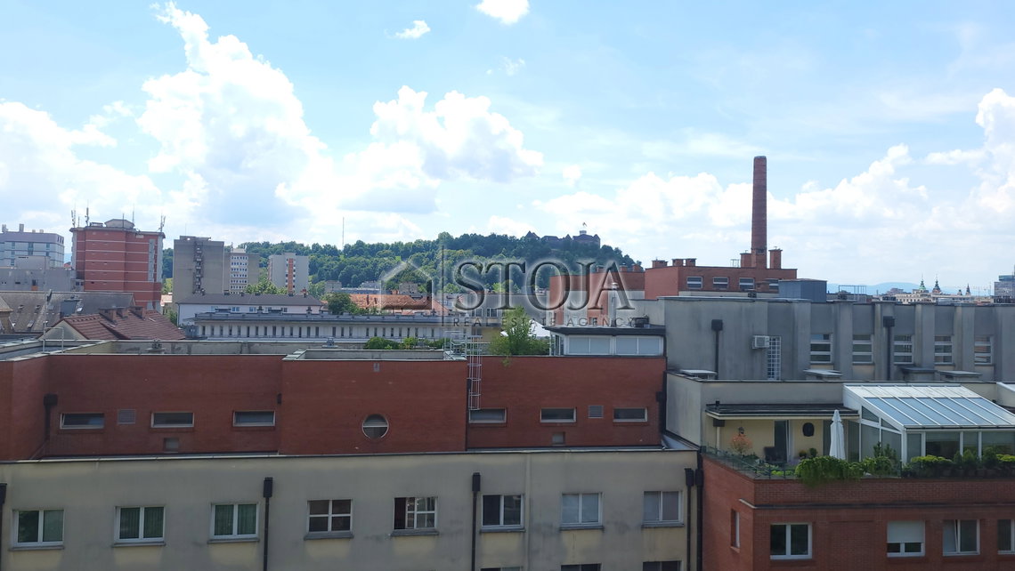 Location: Ljubljana mesto, Center, Tabor